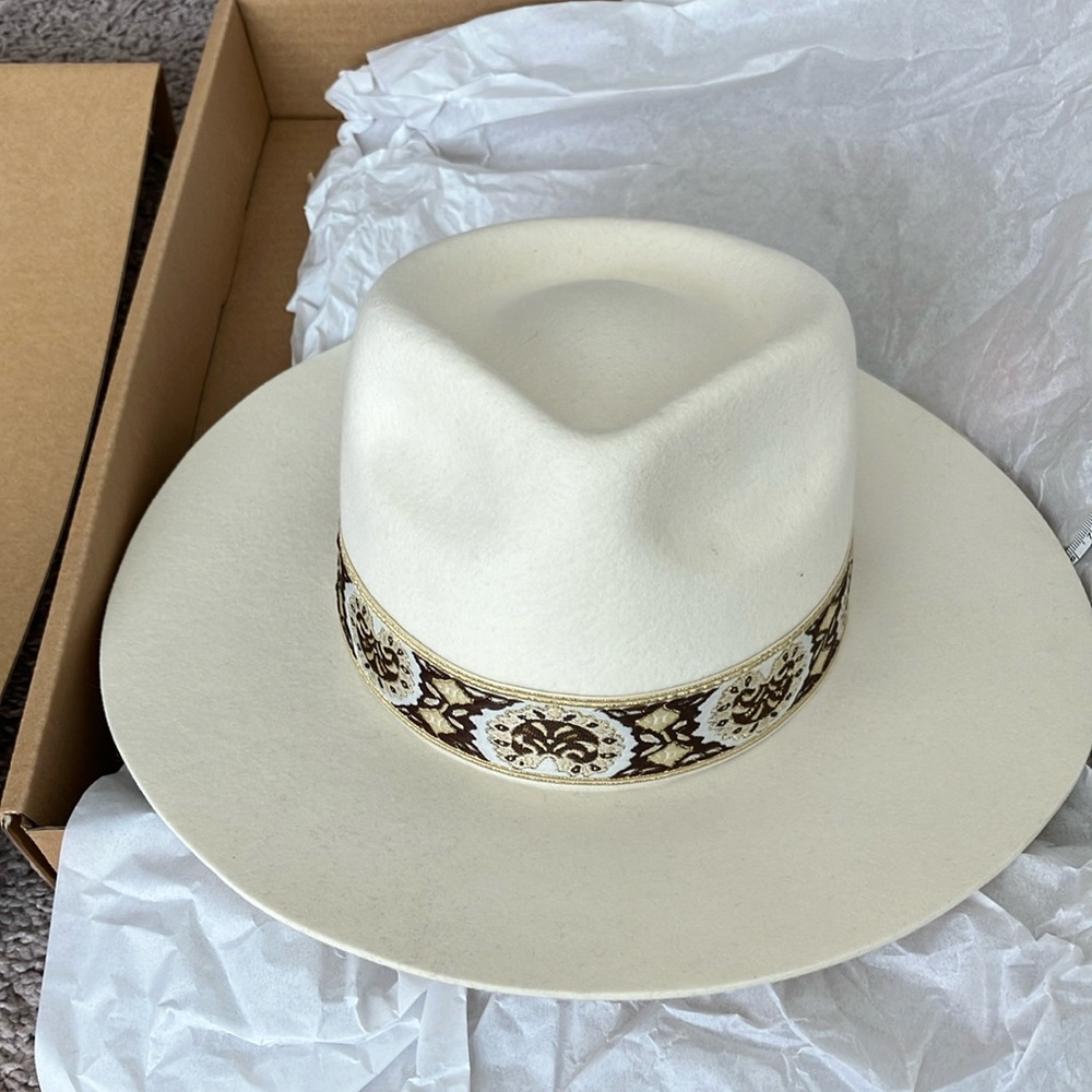 Lack of Color The Beverly white Ivory Fedora Hat size S NWT